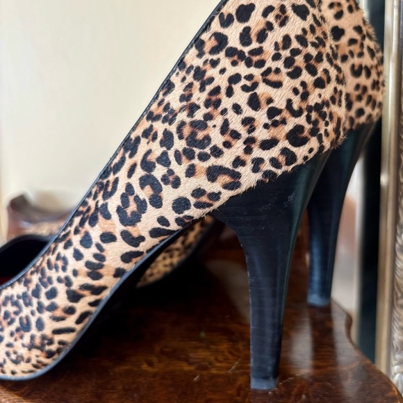 Nine West| Tan Leopard Print Calf Hair 4” Heels Sz 9.5 - Picture 4 of 6